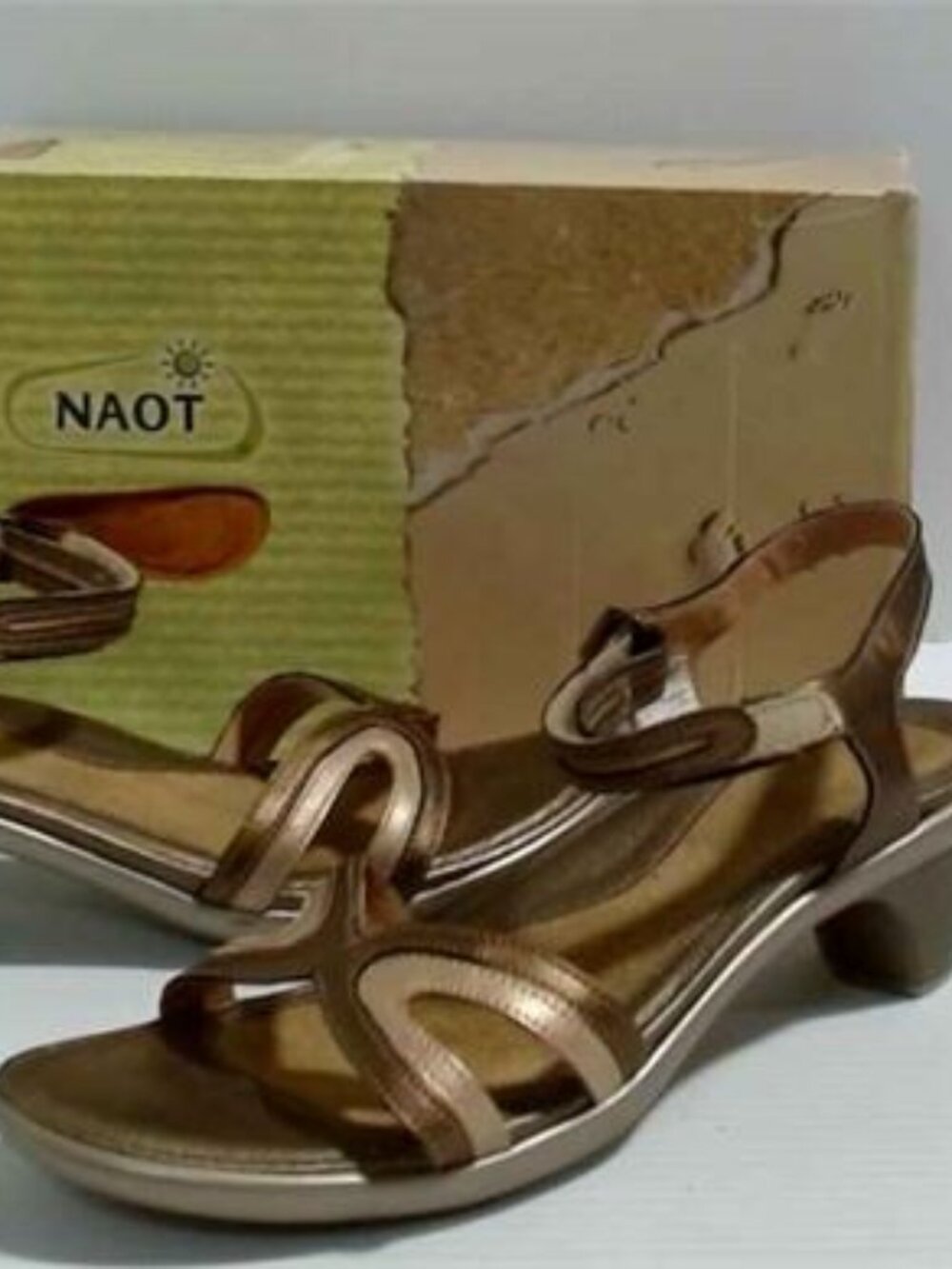 BNIB Naot Secret Grecian Gold Champagne Heel Sandals sz 9-9.5